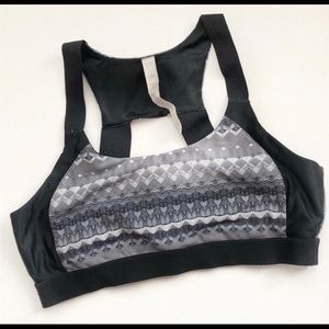 Alo Sports Bra Size Large✨